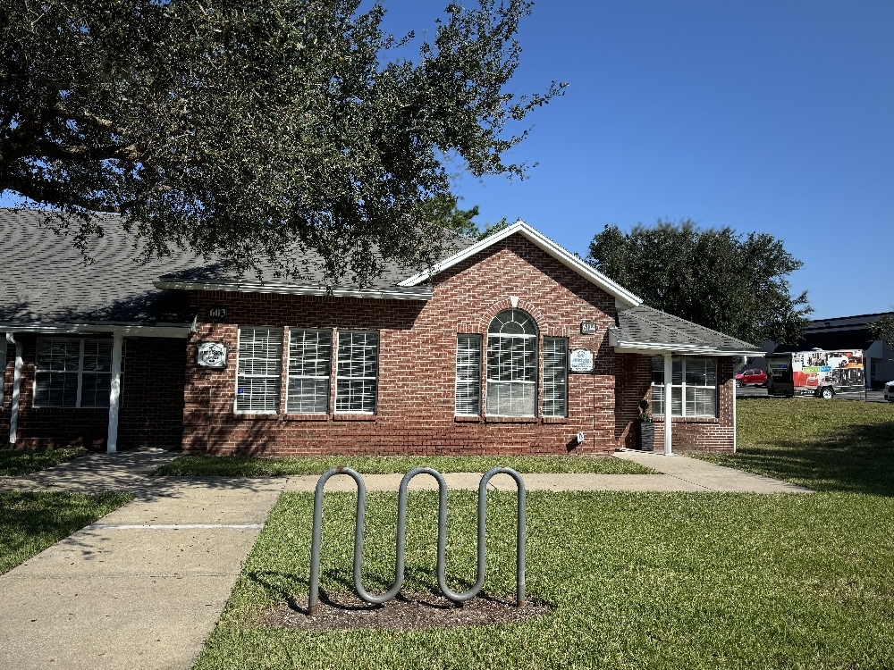 a photo of the property at 11555 Central PKWY, Jacksonville, FL 32224